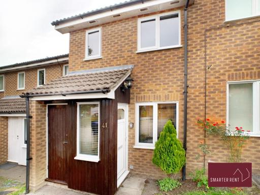 Lightwater - 1 Bedroom House - Parking - Housity