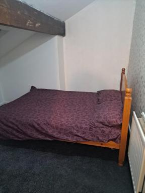 Rooms to rent in a shared house - Short & Long Stay - Housity