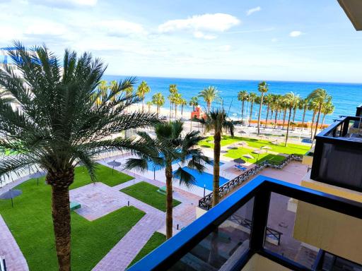 Estudio dúplex a 150 metros de la playa - Housity
