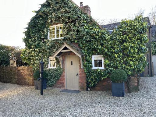 Well house - Housity