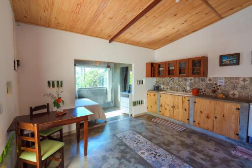 Vita Chalés, na avenida central - Housity