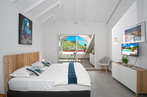Beautiful suite S12 with pool and sea view - Housity