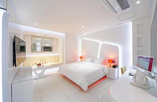 Zara Hotel Peace Square - Housity