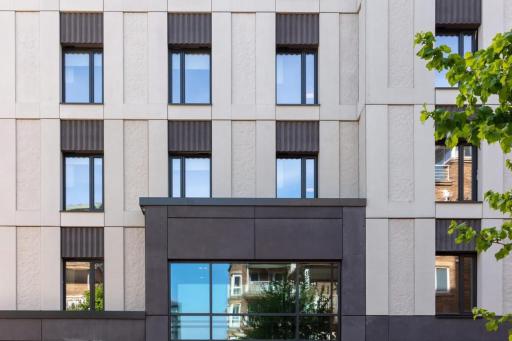 Studio at Florence Dock - Housity