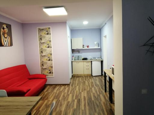 Violet House - Housity