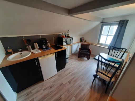 La compagnie du 19 - Housity