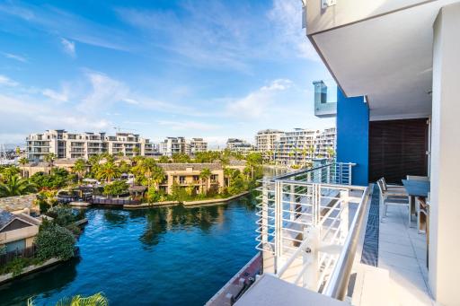 Mountain Marina Luxury Apartments - Housity