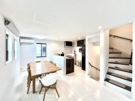 Shinjuku House - Housity