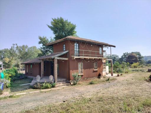 Khirni House - Housity