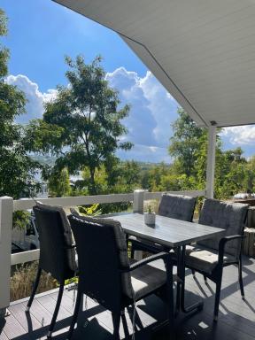 Family Wood Lodge Strandallee 1 , 06249 Mücheln - Housity