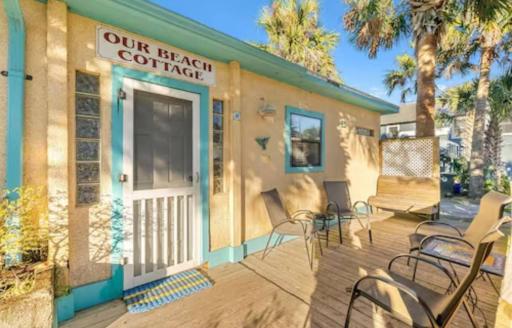 Beach Cottage Steps From The Ocean - Housity
