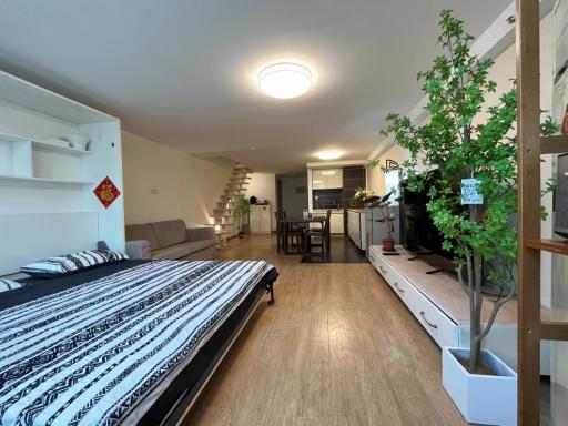 Chaoyang Joy City Hardcover Apartment - Housity