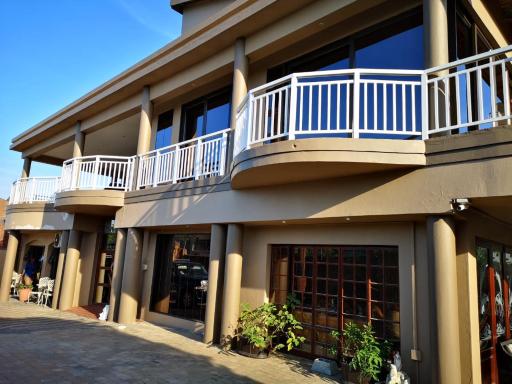 Dolphin Coast B&B / Self catering - Hizvo