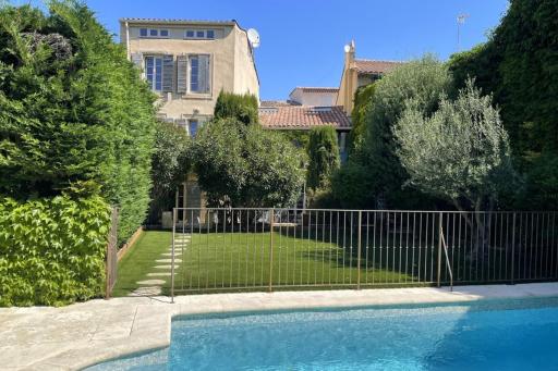 Charming village house with swimming pool and beautiful shaded terrace - Housity