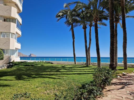 Azul - Estudio con vistas al mar, piscina y acceso directo a la playa by Redi - Housity