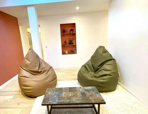 maison avec spa et salle de projection - Housity