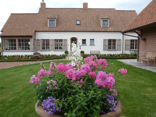 B&B 't Hof van Spiere - Housity