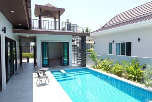Seaside Mountain Retreat - Housity