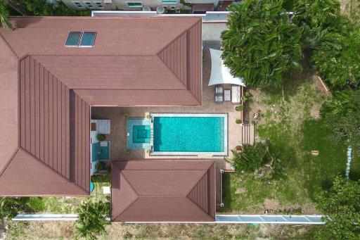 Luxurious 5-Bedroom , 24 hour security , jacuzzi ! V45 - Housity