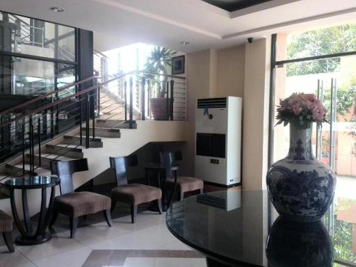 Hotel Ariana - Housity