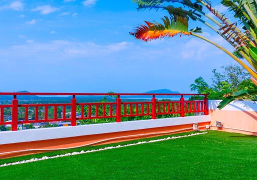 2 Bedrooms Sea view villa in Phuket town - Housity