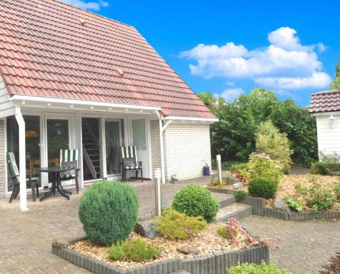 4 pers. House Cosima with beautiful garden - Housity