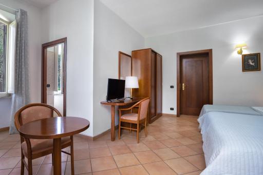 Comfort Rooms Villa Gaia Tor Vergata - Housity