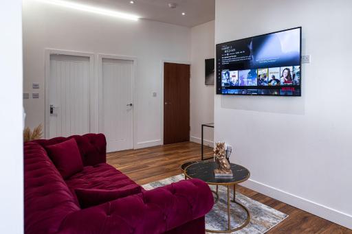 Manhattan Luxury Suites - Housity
