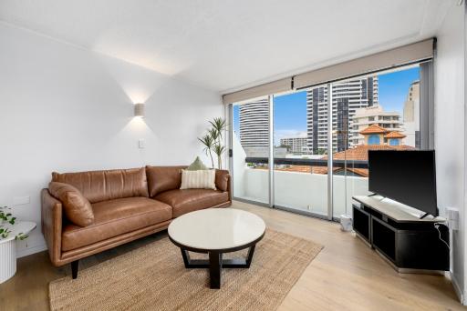 Beachfront Hi Ho Beach Apartments on Broadbeach - Housity