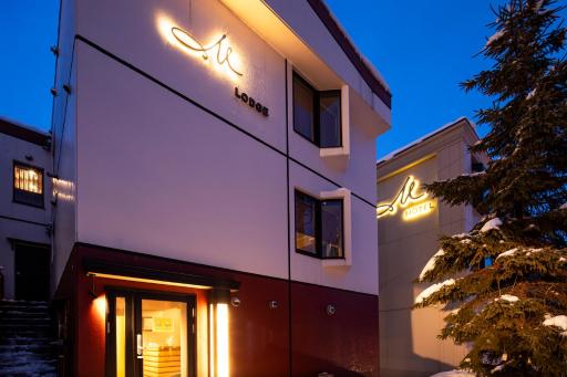 M Lodge - Housity