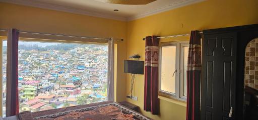 OOTY STAY AWHILE - Housity