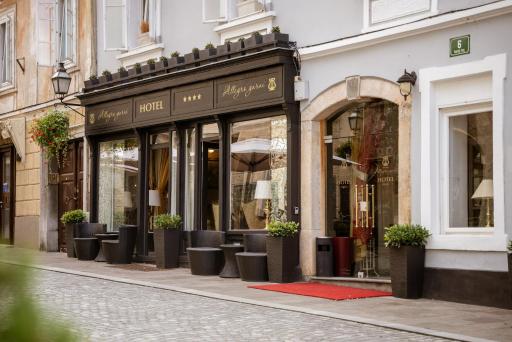 Allegro Hotel - Housity