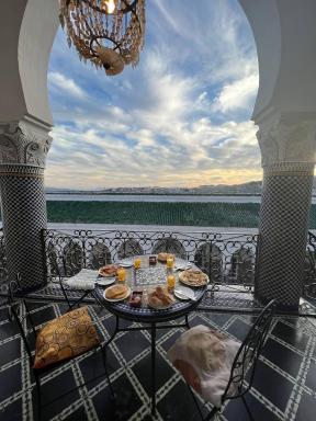 suite in a XVIIIe palace - Housity