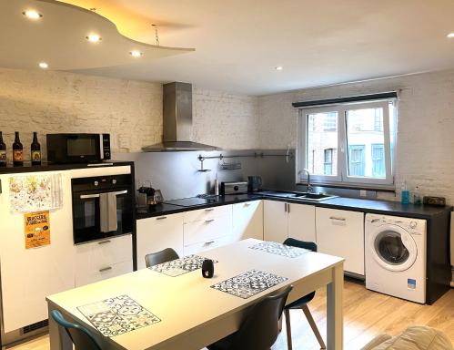 Escalille le Royale - Housity