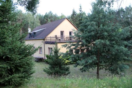 Siedlisko Dąb w Lubogoszczy koło Sławy - Housity