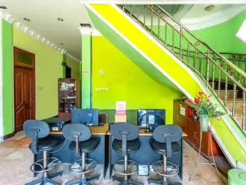 Senaz Guesthouse - Housity