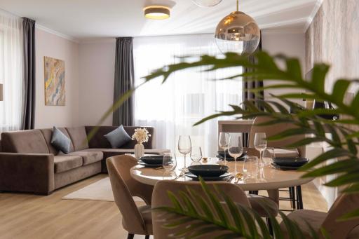 Salt Hill Premium Apartments - Housity