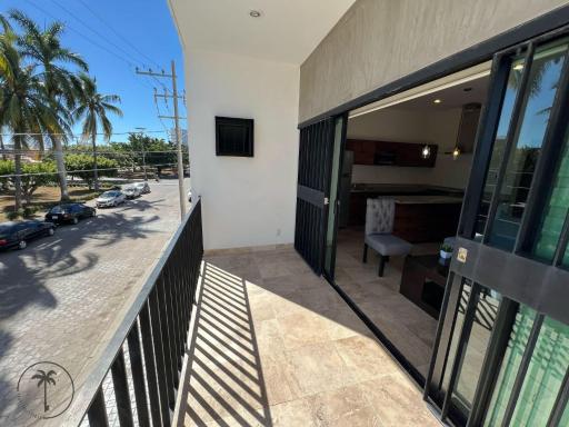 Departamento con Balcón en Zona Dorada, CAzul - Housity