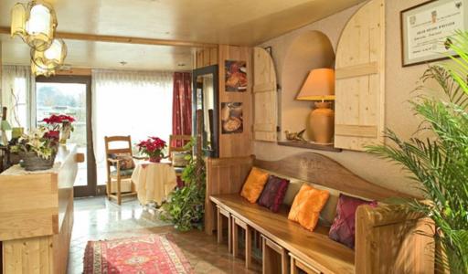 Logis Hôtel Restaurant Robichon - Housity
