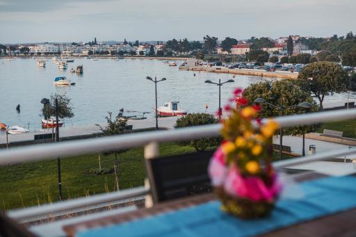 BLUEMARINE - Housity