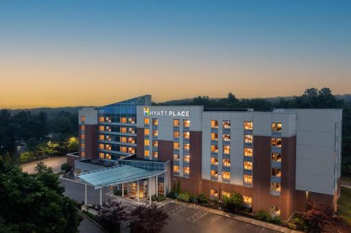 Hyatt Place Uncasville - Casino Area - Housity