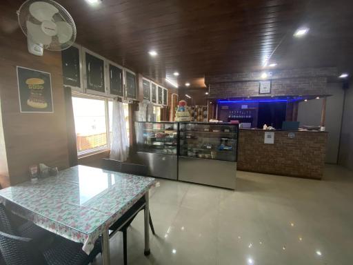 HOTEL IVORY - Housity