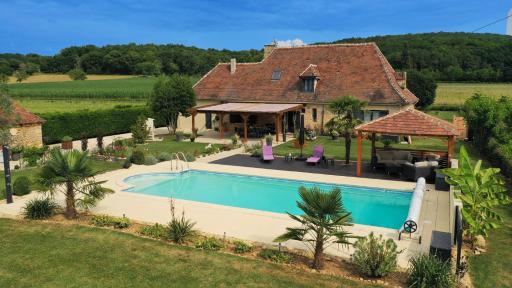 Le Petit Bonheur - Housity