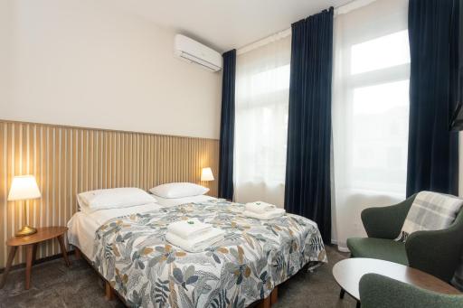 Moja Accommodation - Housity