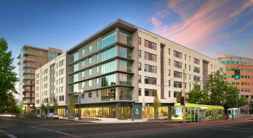 Hyatt House Portland / Downtown - Hizvo