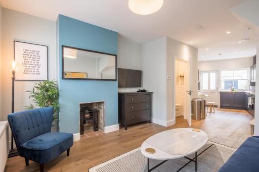 Beautiful House In Central Cambridge - Housity