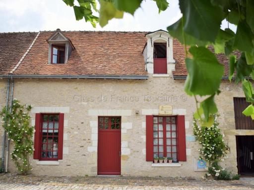 Gîte de Charme Rénové, Idéal Famille, Centre-Ville, WiFi, Parking Gratuit, Vélo Bienvenue - FR-1-381-268 - Housity