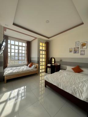 Xuân Uyên Hotel - Housity