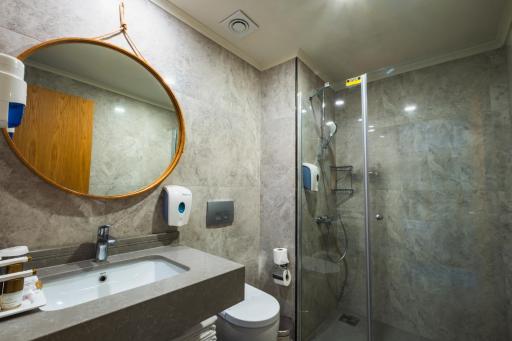 Side Royal Style Hotel - Housity