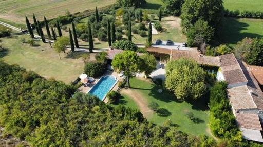 Le Mas des Perrines Maison d’Hôtes - Housity